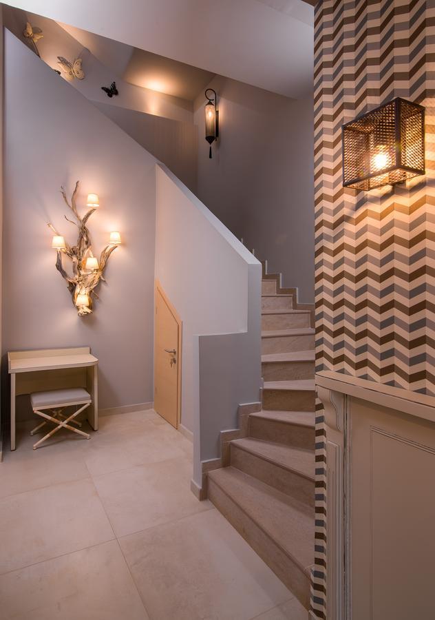 Neikos Mediterraneo Luxury Suites Ханиоти Екстериор снимка